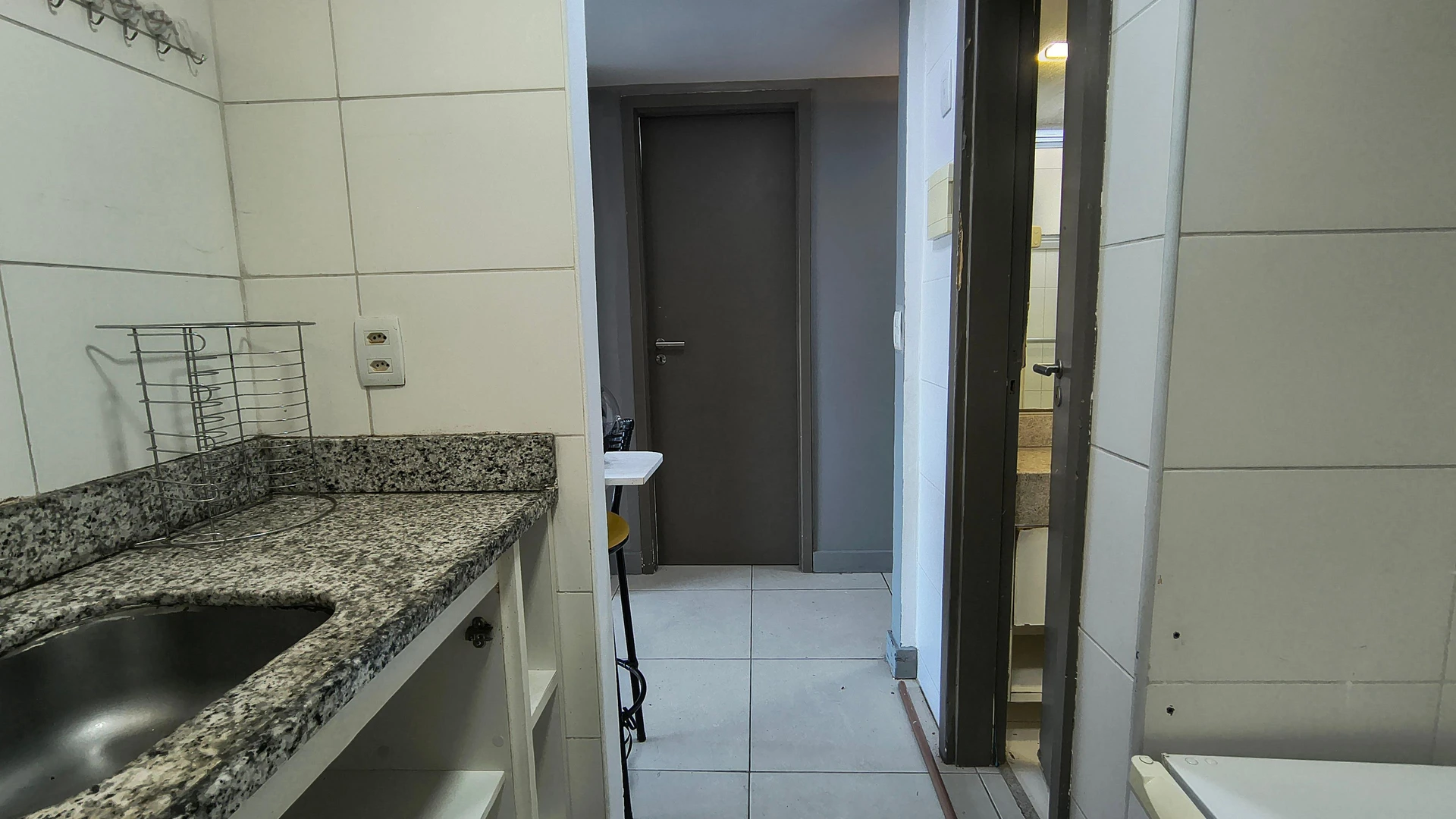 1-bedroom apartment with 1 parking space and balcony — photo 22
