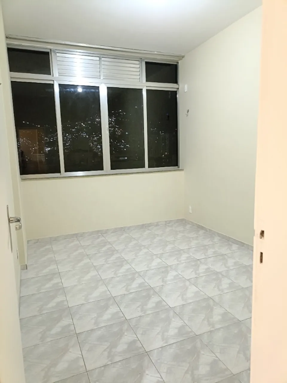 Apartamento de 2 quartos com box de vidro e 1 vaga — photo 7