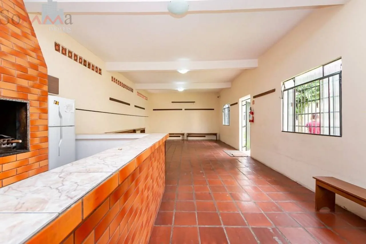2-bedroom apartment with wood or laminate floors — photo 42