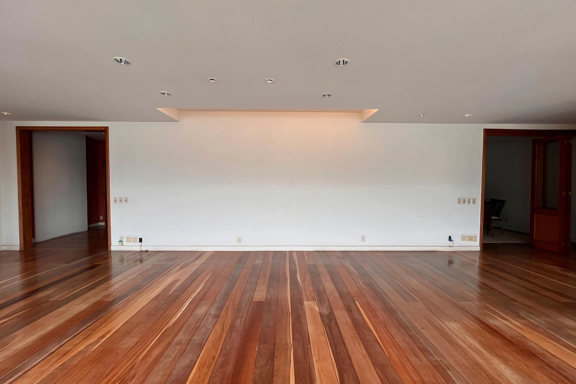 3-bedroom apartment with a water view — photo 21