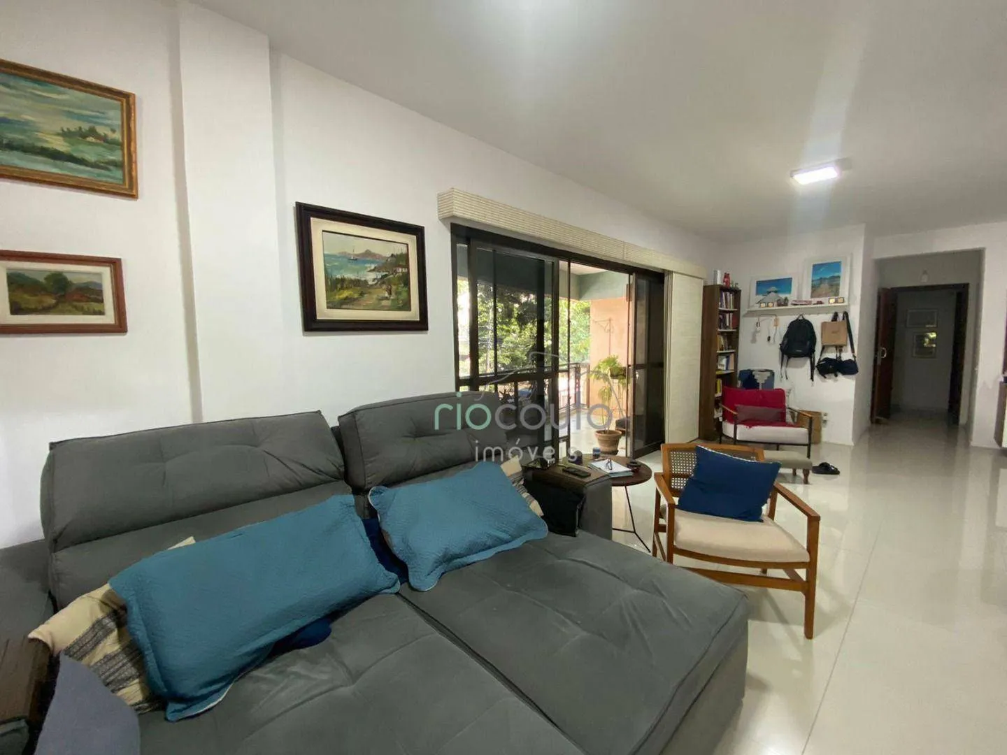 Apartamento mobiliado com 3 dormitórios e suíte, 153 m² — photo 3