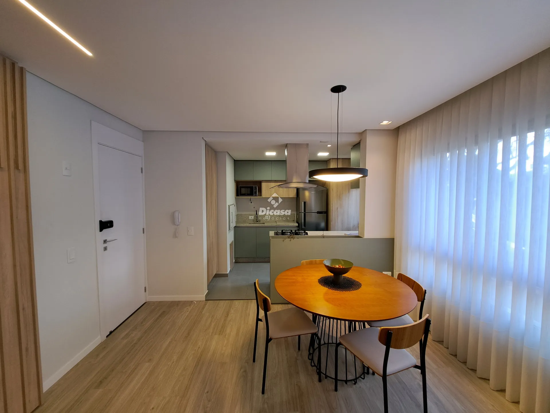 Glass-enclosed balcony in a 2-bedroom apartment, 68 m² — photo 12