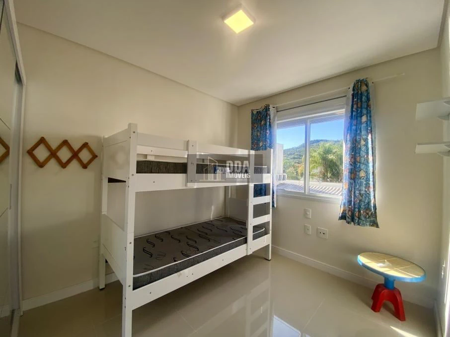 3-bedroom apartment, 2 with their own bathrooms, 97 m² — photo 21