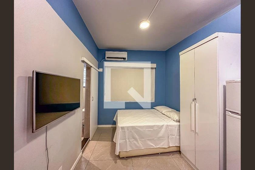Furnished 32 m² apartment with 1 bedroom and no parking — photo 28