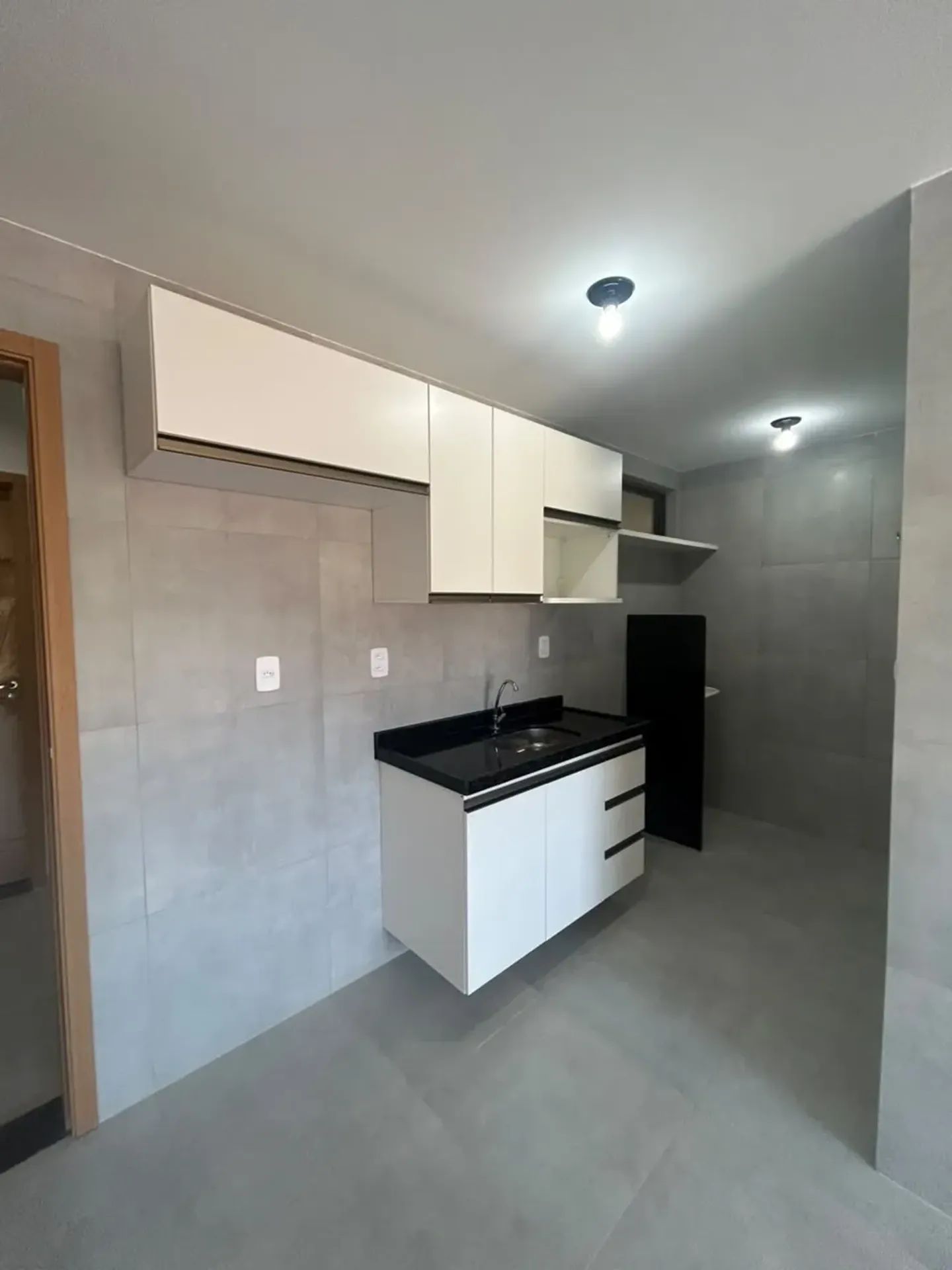 Квартира с 2 спальнями, в доме есть тренажёрный зал — photo 3