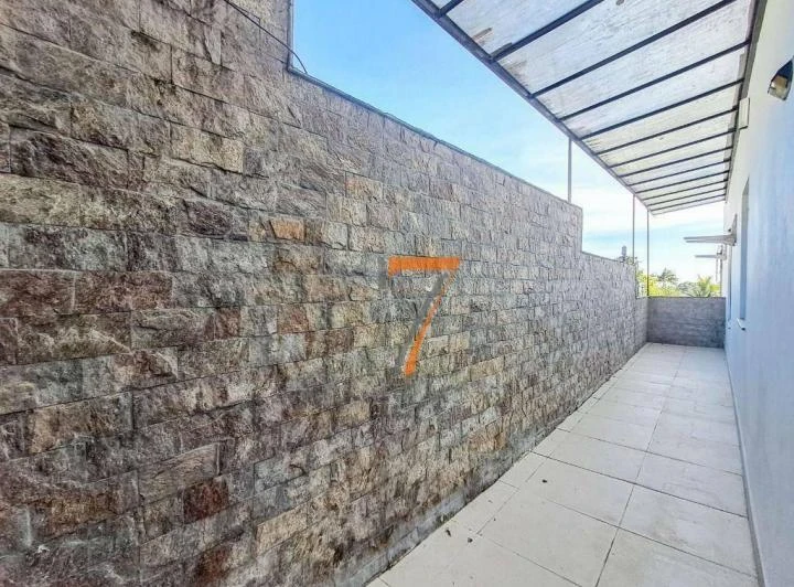 Modern 4-suite house with 2 parking spaces — photo 8