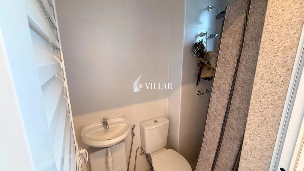 3-bedroom apartment with a water view in Rio de Janeiro — photo 22