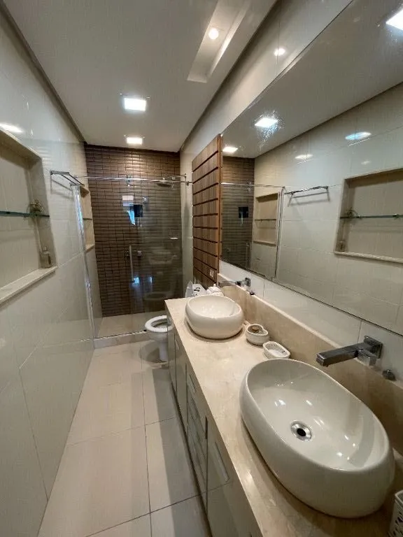 5 quartos e janelas do piso ao teto: apartamento de 400 m² — photo 51