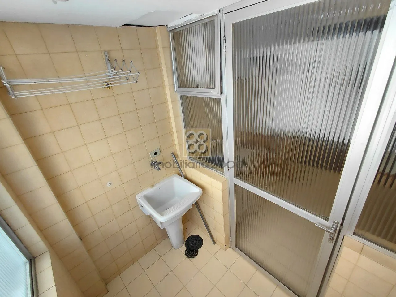Unfurnished apartment with 1 bedroom and 56 m² — photo 16