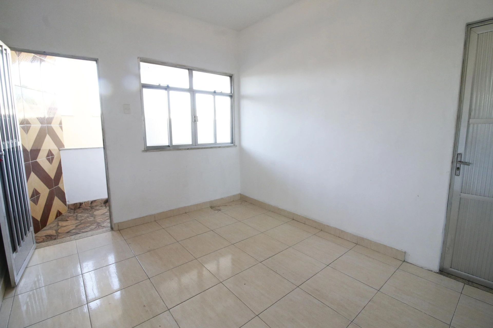 Casa para alugar com 2 quartos e 1 banheiro, sem vaga — photo 4
