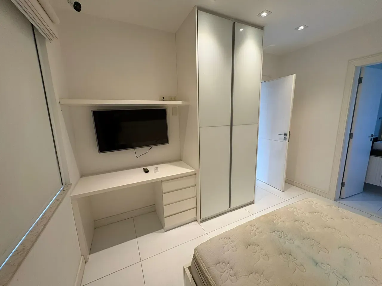 Furnished 6-suite house with 640 m² and 4 parking — photo 36