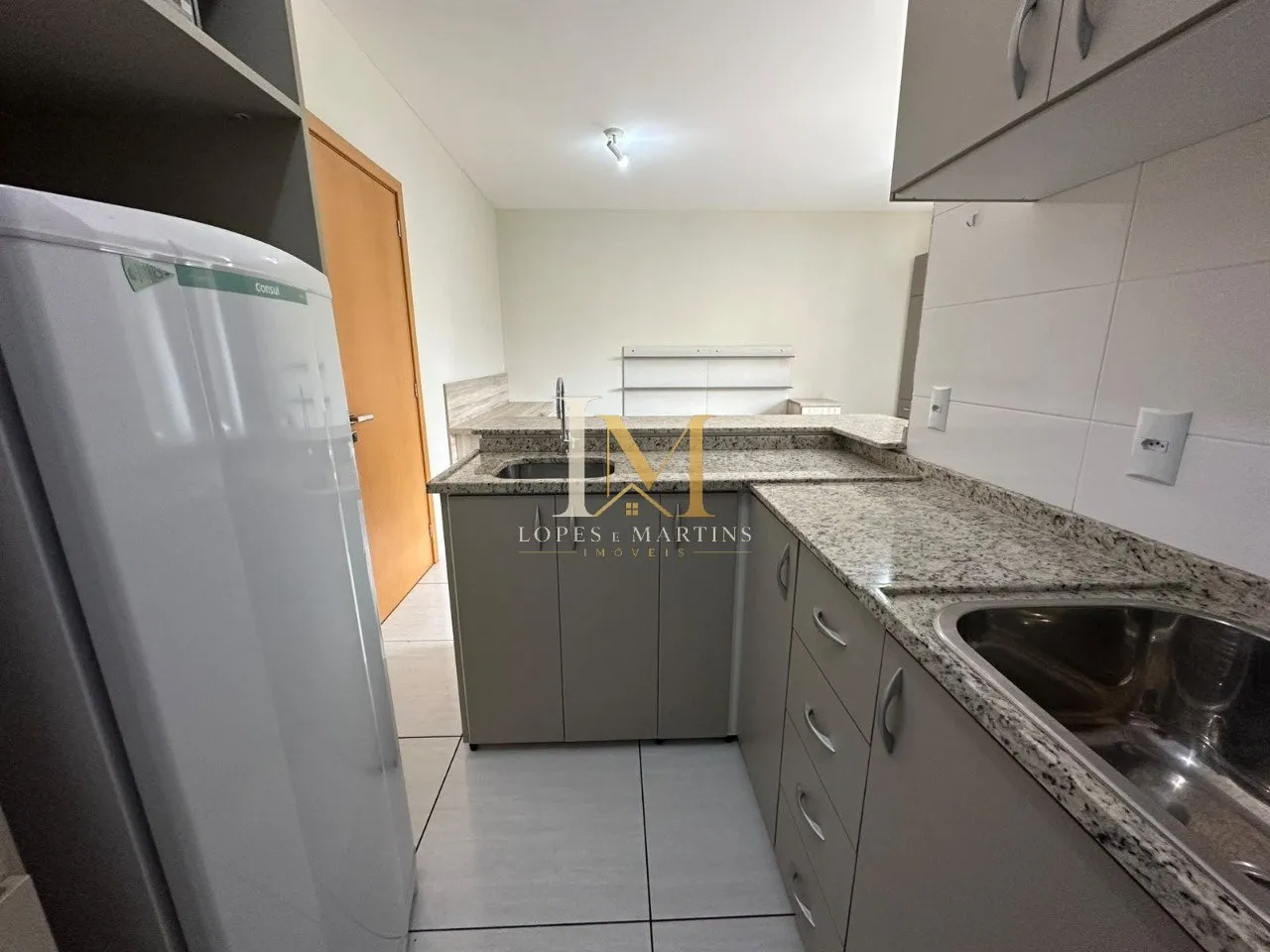 One-bedroom apartment with a home office in Curitiba — photo 2