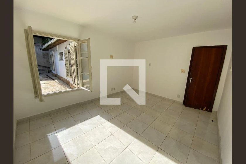 Rental house with 6 bedrooms and 704 m² — photo 19