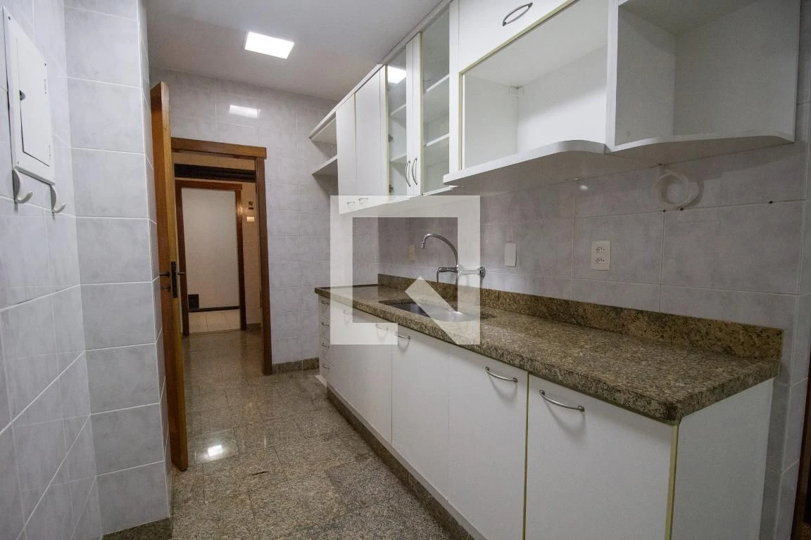 Apartment, 184 m², with a bathtub — photo 2