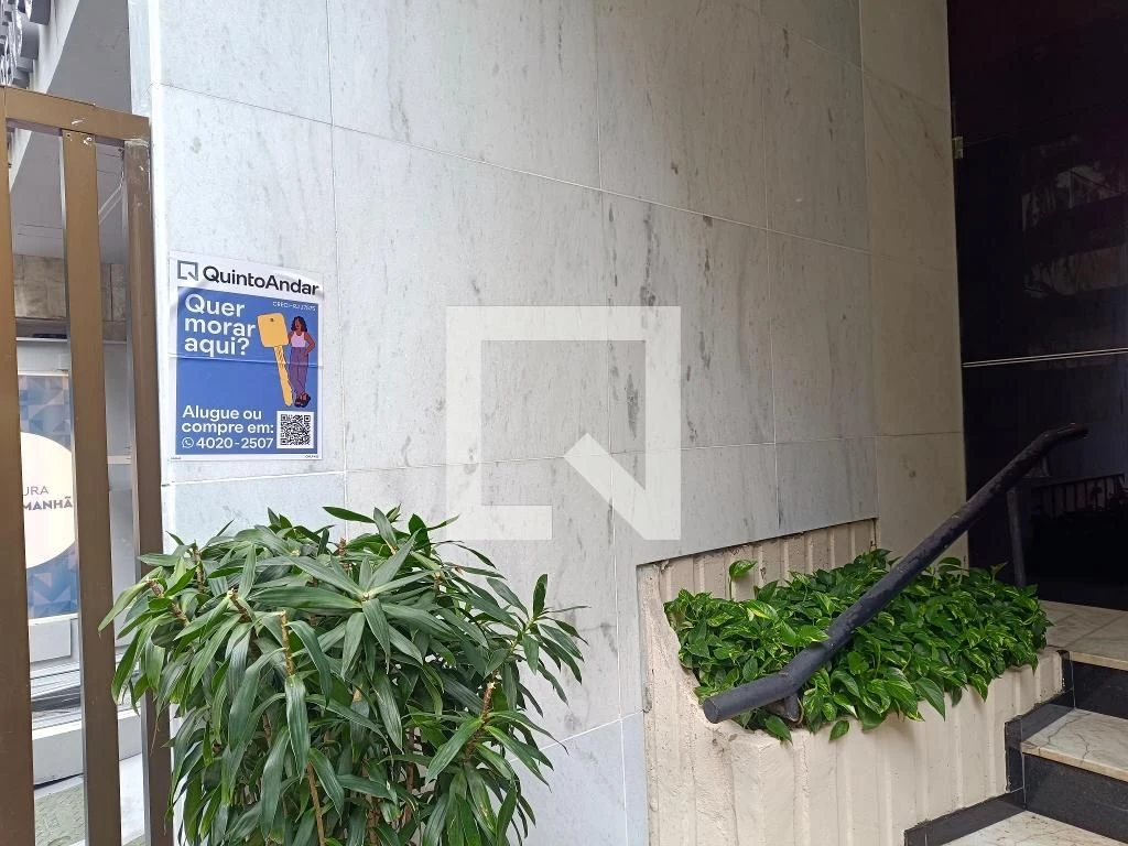 Furnished 2-bedroom apartment with private balcony BBQ — photo 20