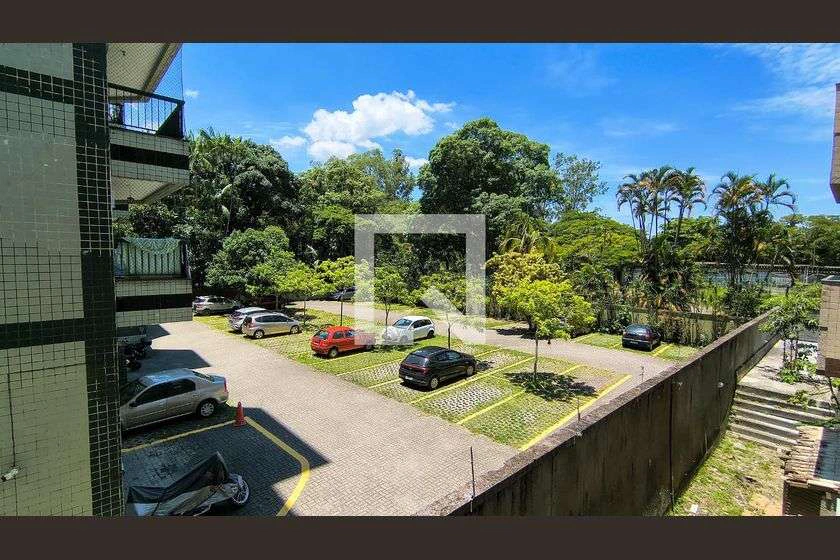 Furnished 68 m² apartment with 2 bedrooms — photo 13