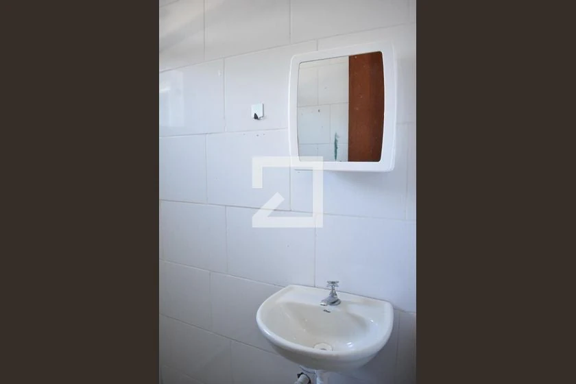 Apartment with parking and a glass-enclosed shower — photo 20