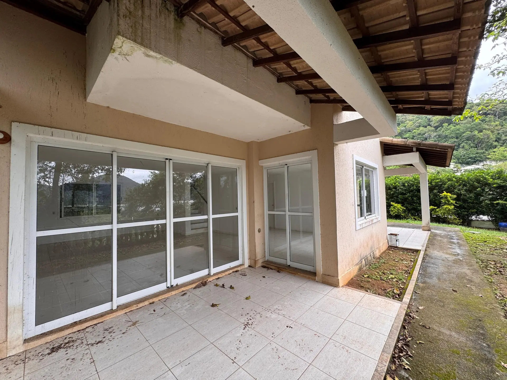 5-bedroom house with a garden in Rio de Janeiro — photo 25