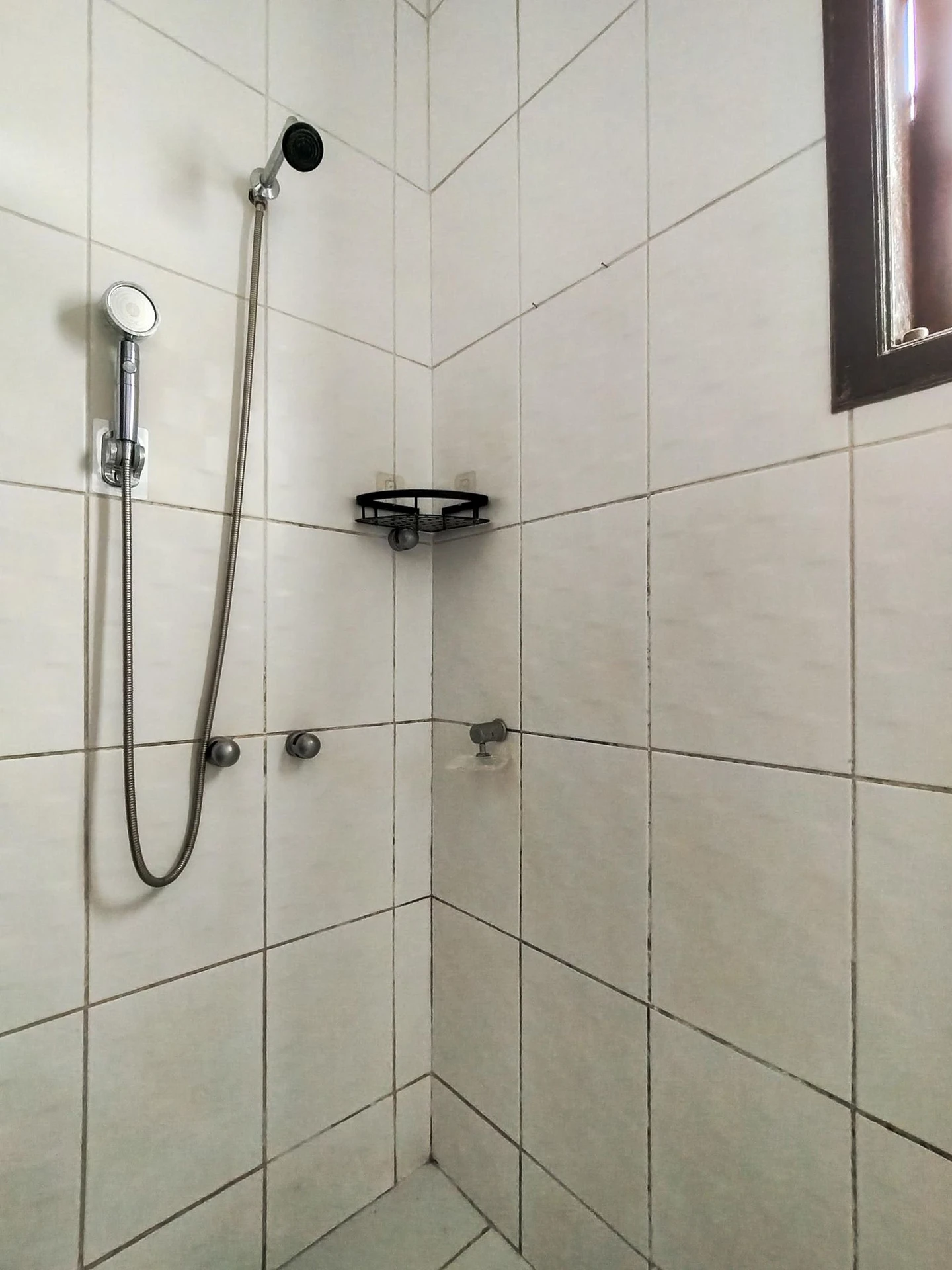 Квартира с 3 спальнями и грилем на балконе — photo 52