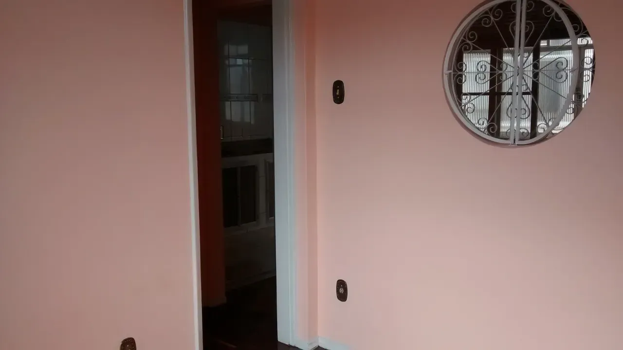 Departamento de 2 dormitorios con piso de madera o laminado — photo 14