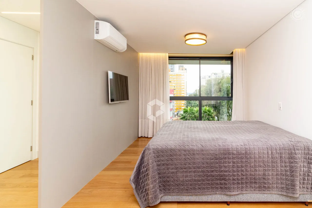 3-bedroom apartment with 3 en-suite bathrooms and 245 m² — photo 10
