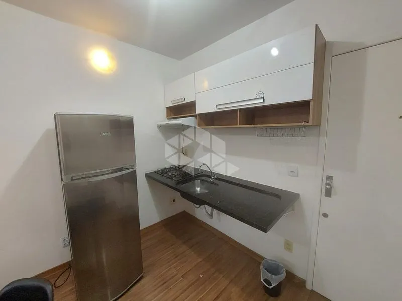 Apartamento tipo kitnet amueblado de 20 m² con cocina abierta — photo 15