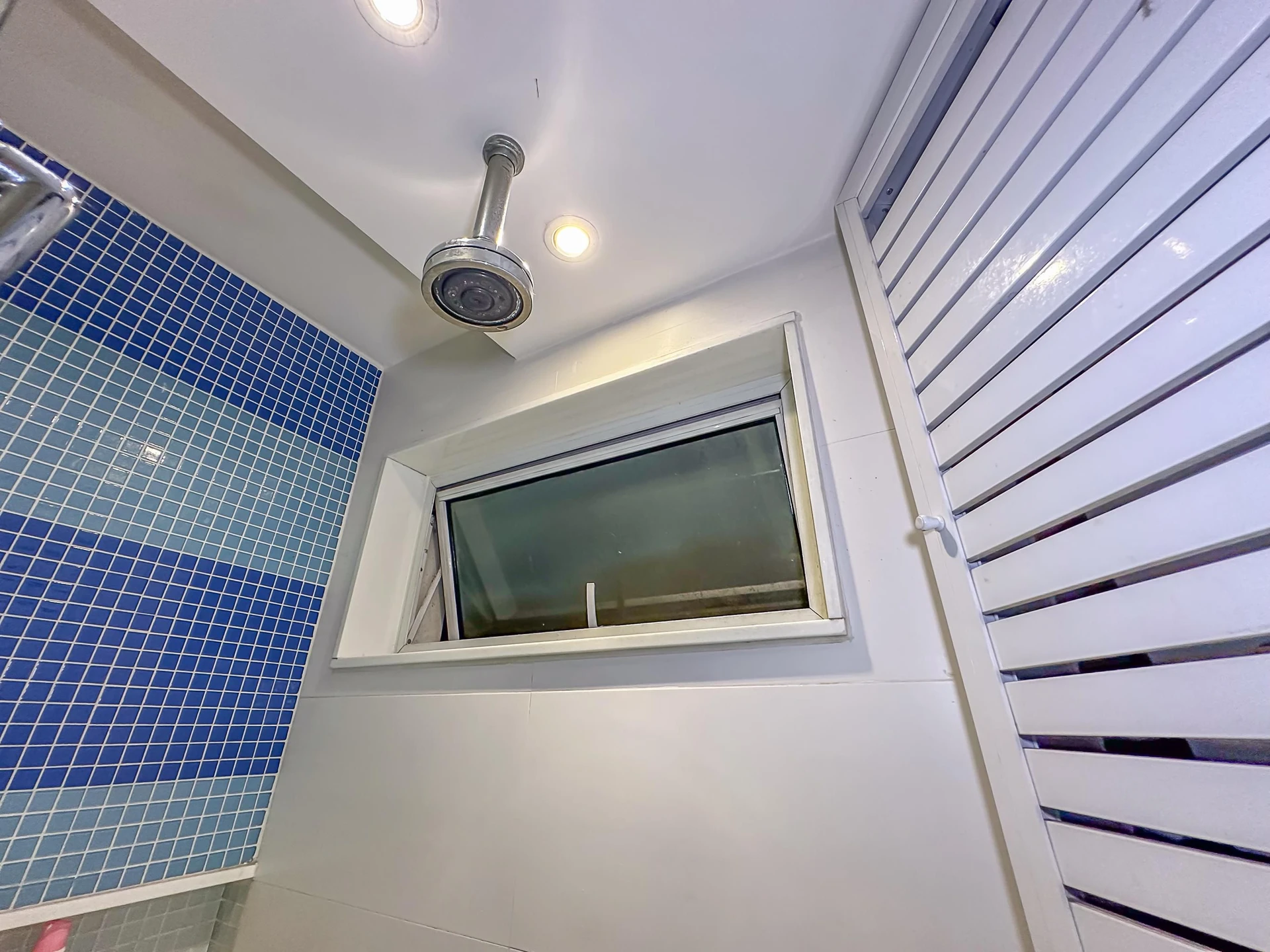 Furnished 2-bedroom apartment with 2 bathrooms — photo 66