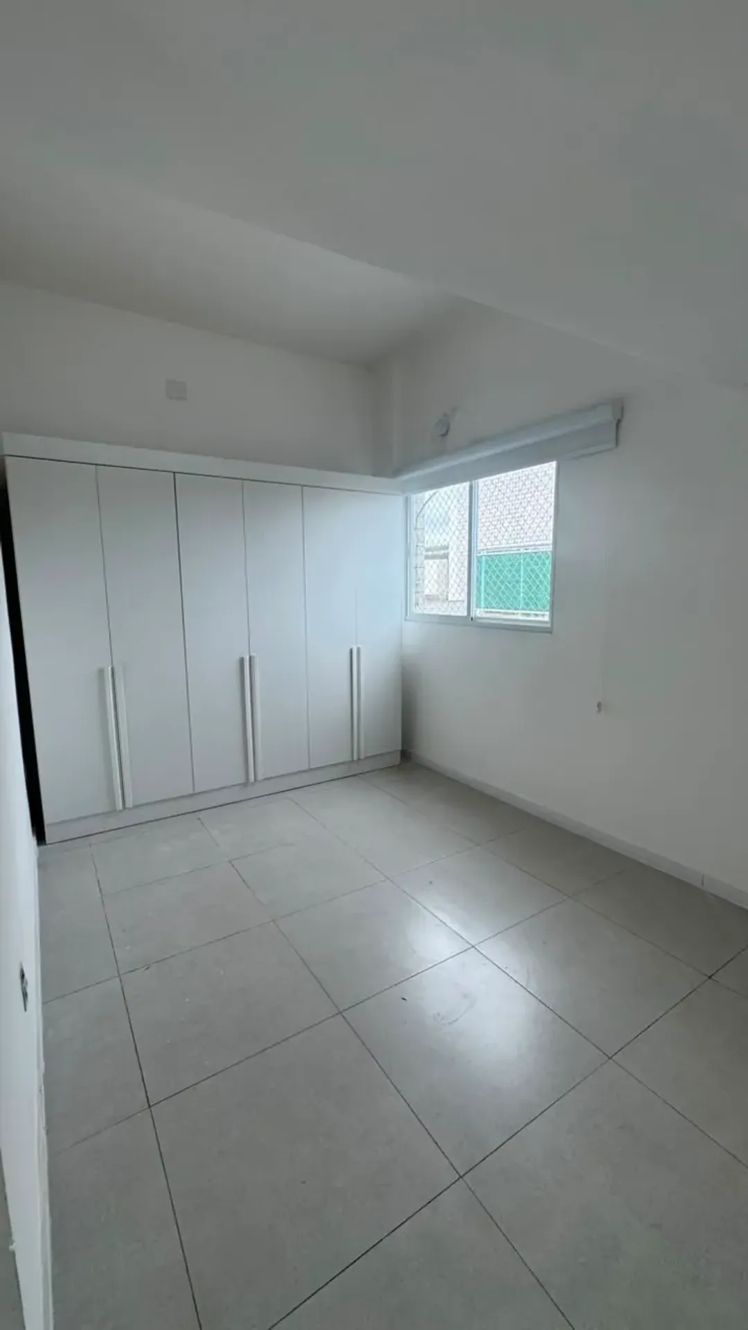 Apartment with 4 bedrooms and 4 bathrooms — photo 24