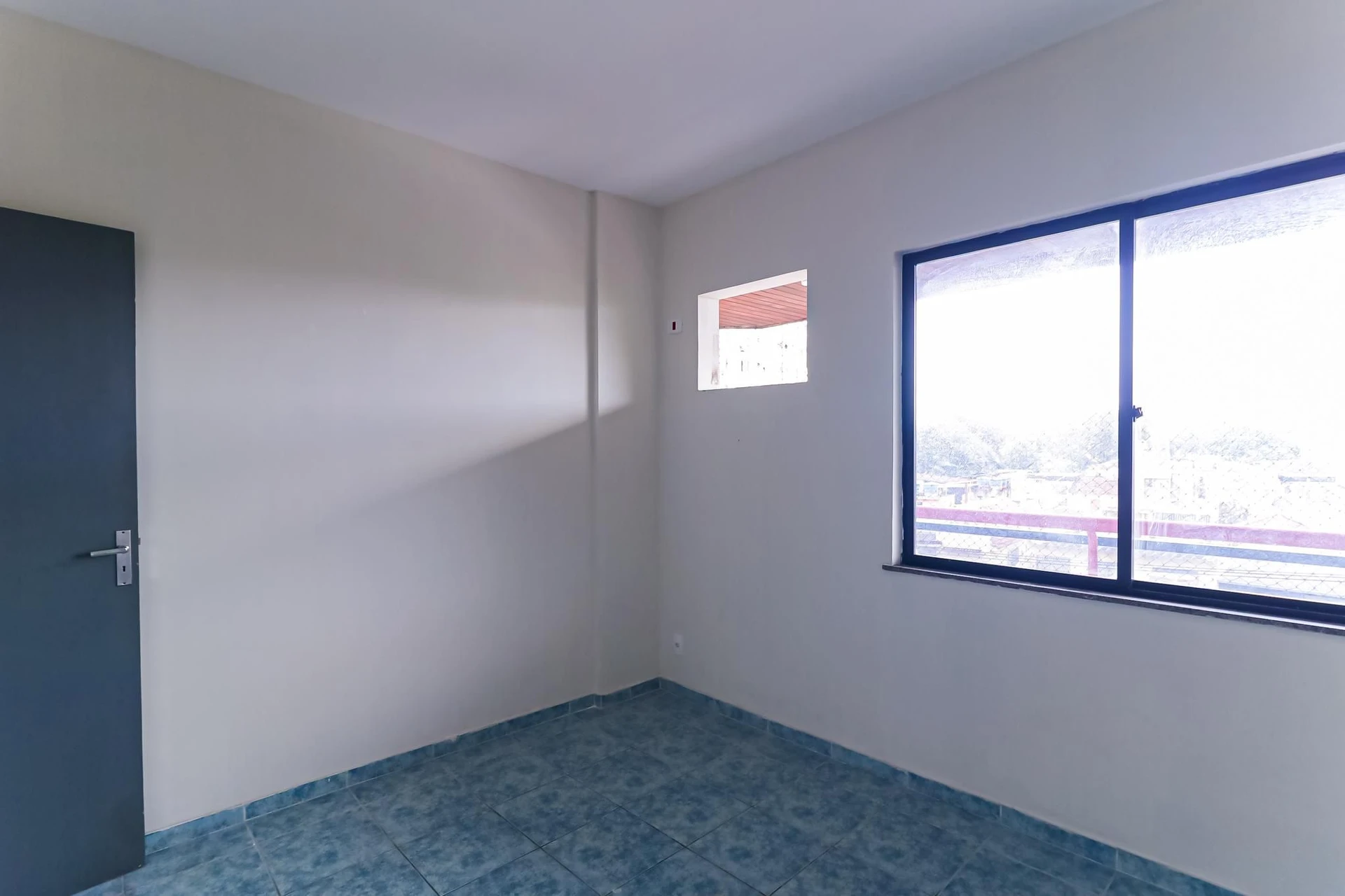 Квартира 131 м² с грилем на балконе и видом на горы — photo 23