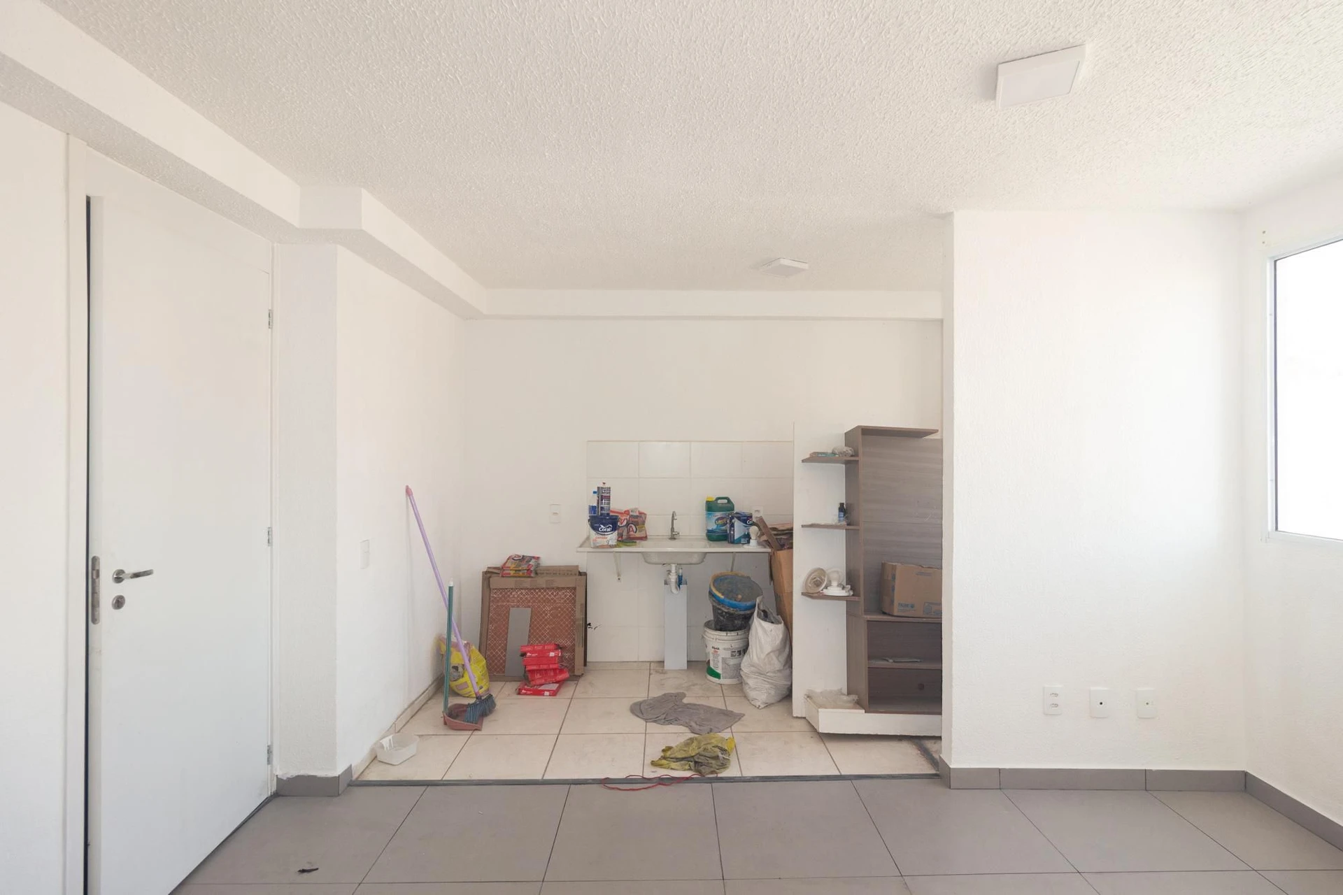 2-bedroom apartment with shared outdoor pool — photo 19