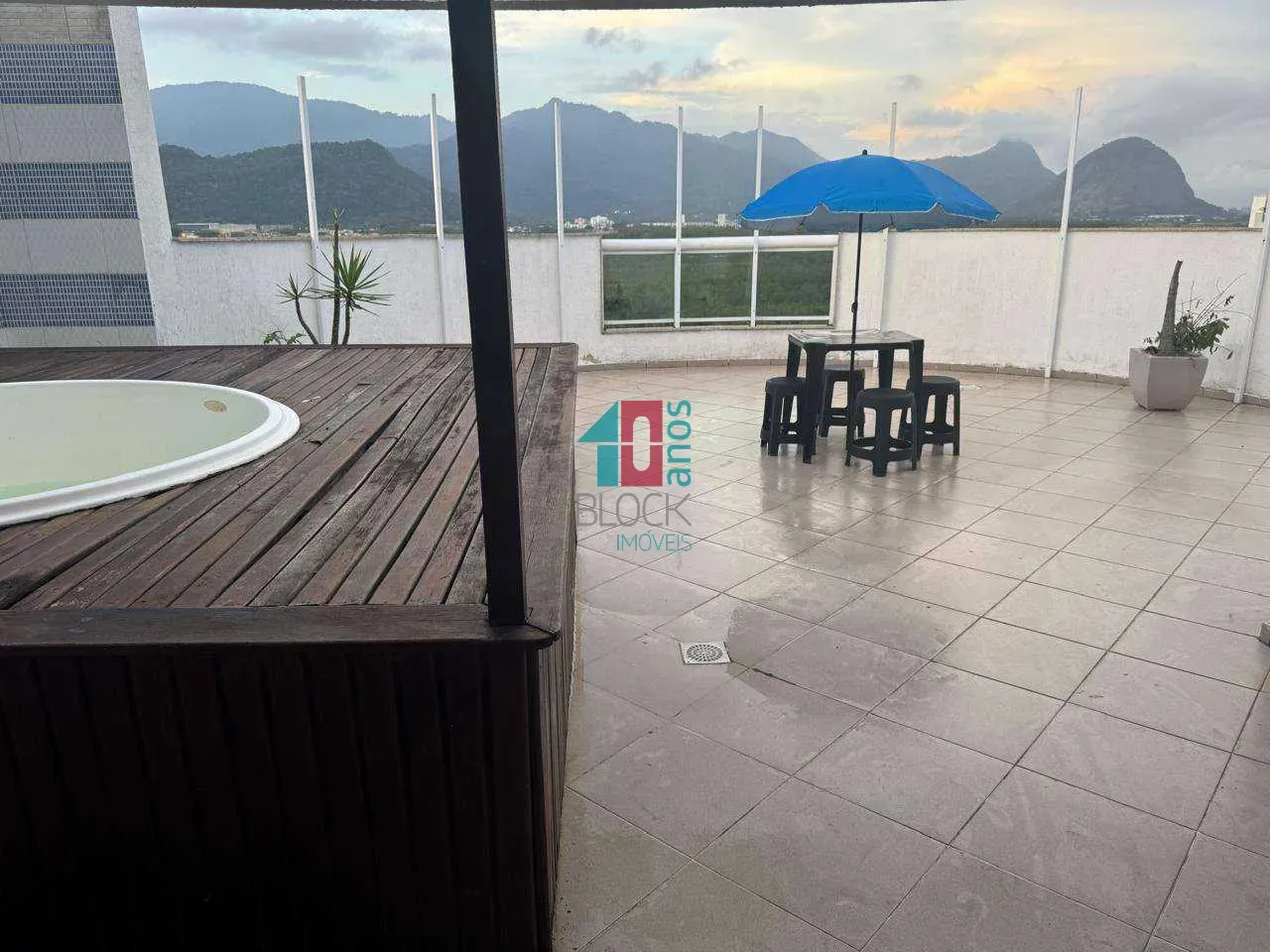 Apartamento mobiliado com 4 quartos e 2 banheiros — photo 11