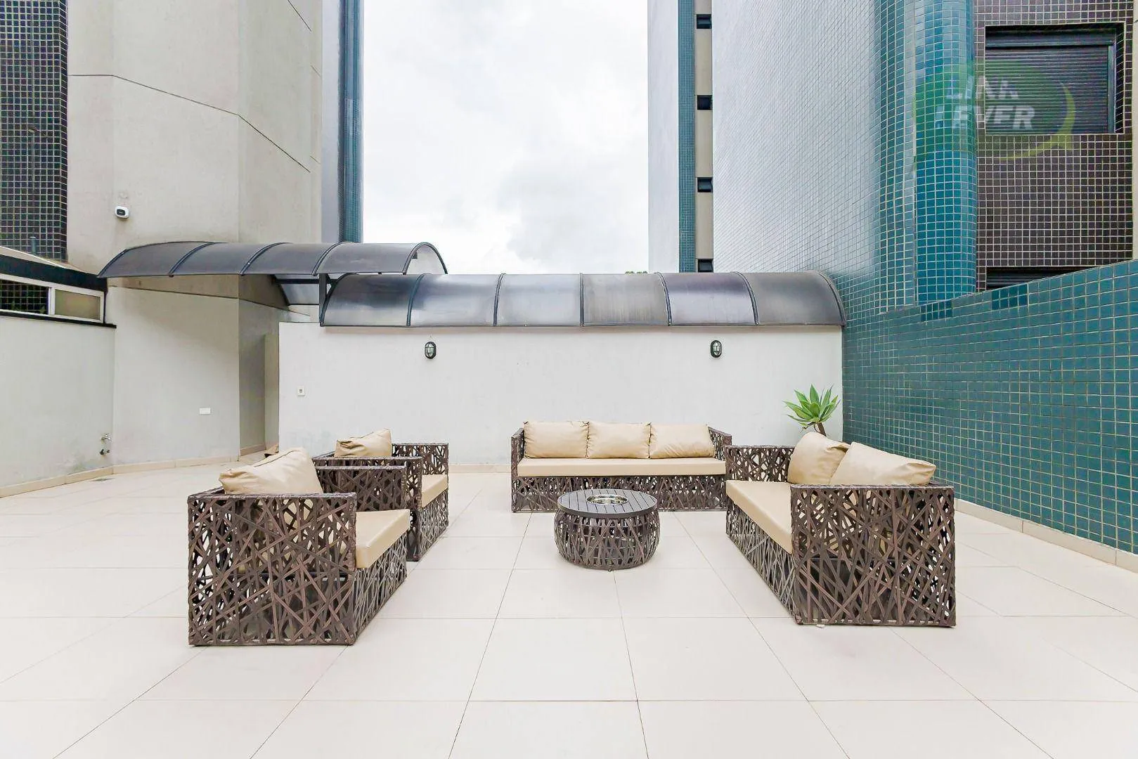 2-bedroom apartment with 79 m² and a private BBQ — photo 32