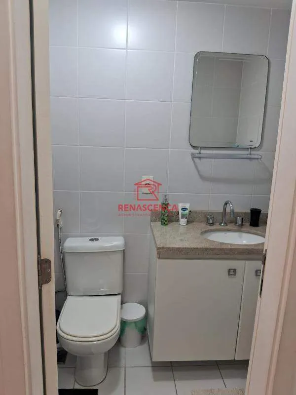 2-bedroom apartment in a building with a tennis court — photo 17
