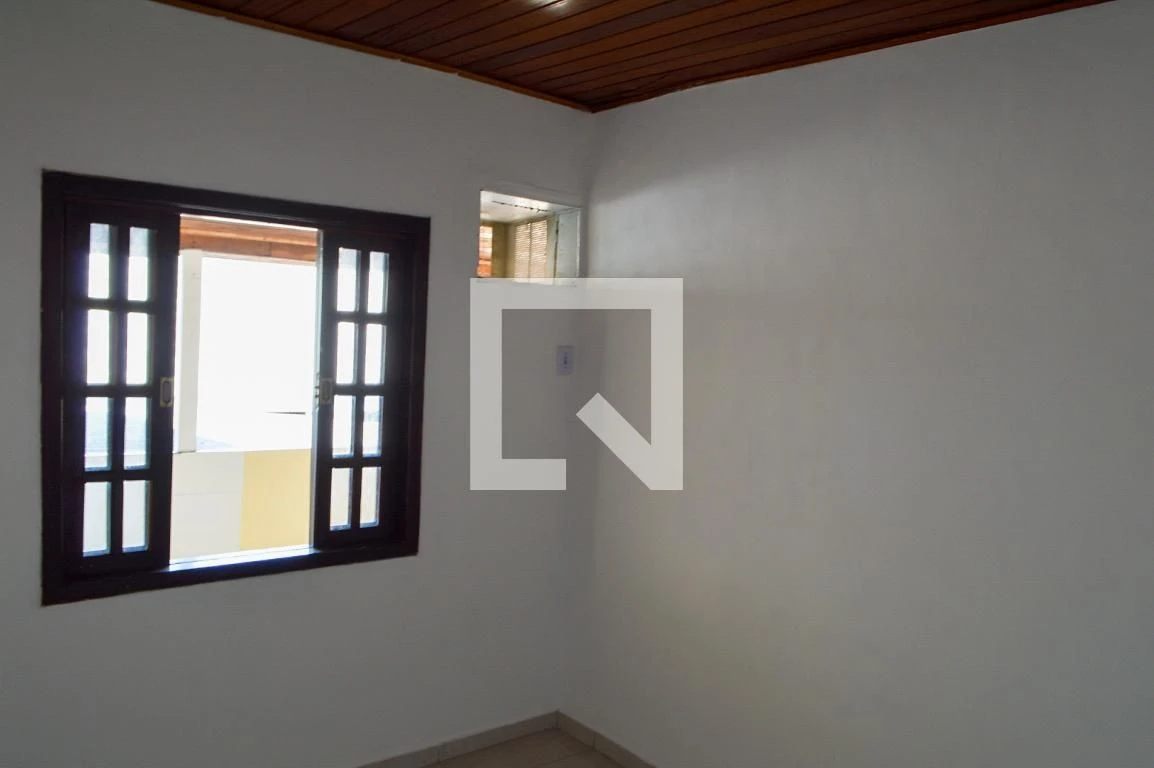 Condominium house with 2 bedrooms and a glass shower — photo 31