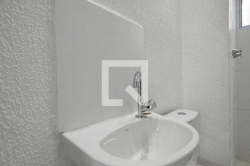 Unfurnished 2-bedroom apartment with 41 m² and parking — photo 27