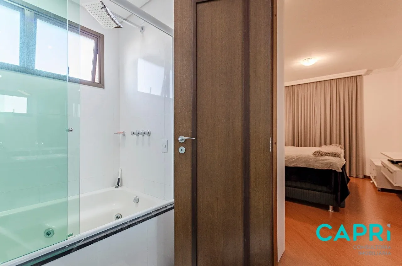 Furnished 3-bedroom apartment with a closed kitchen — photo 65