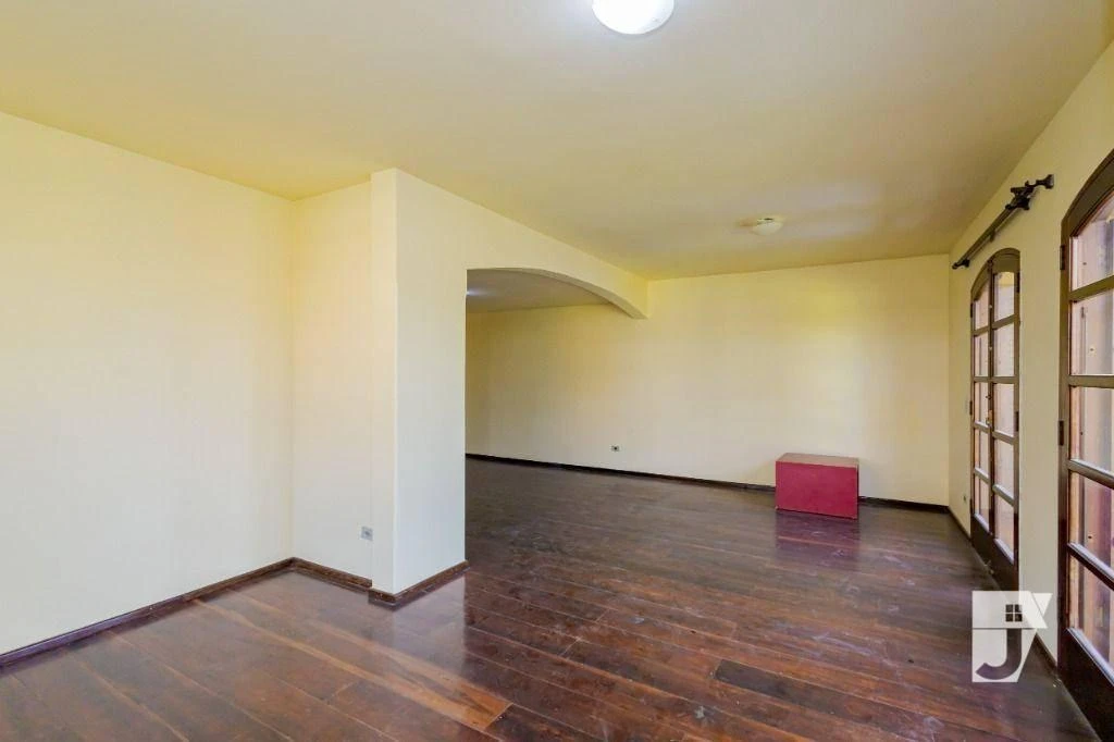 Будинок 239 м² з пральною машиною та робочим місцем — photo 4