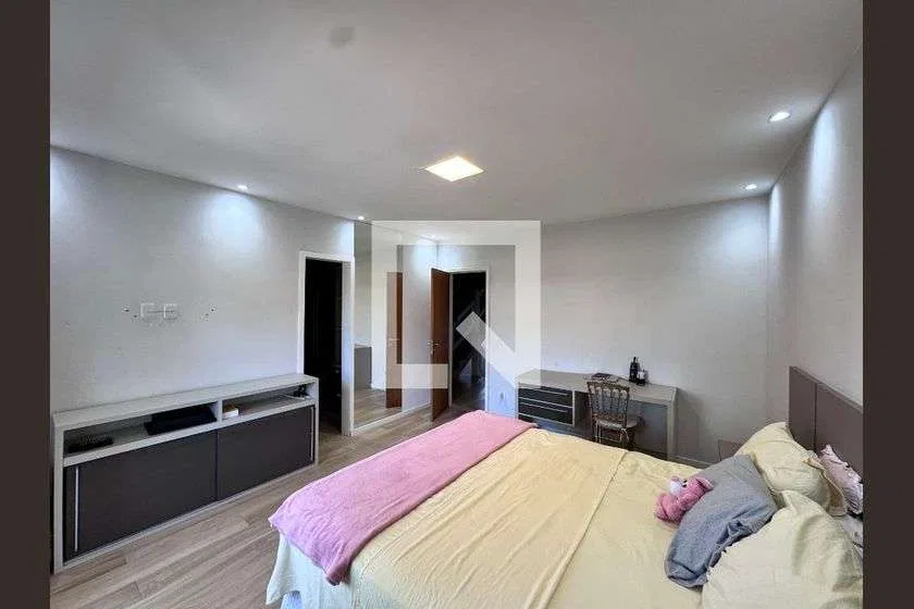 Condominium house with 4 en-suite bedrooms and 800 m² — photo 6