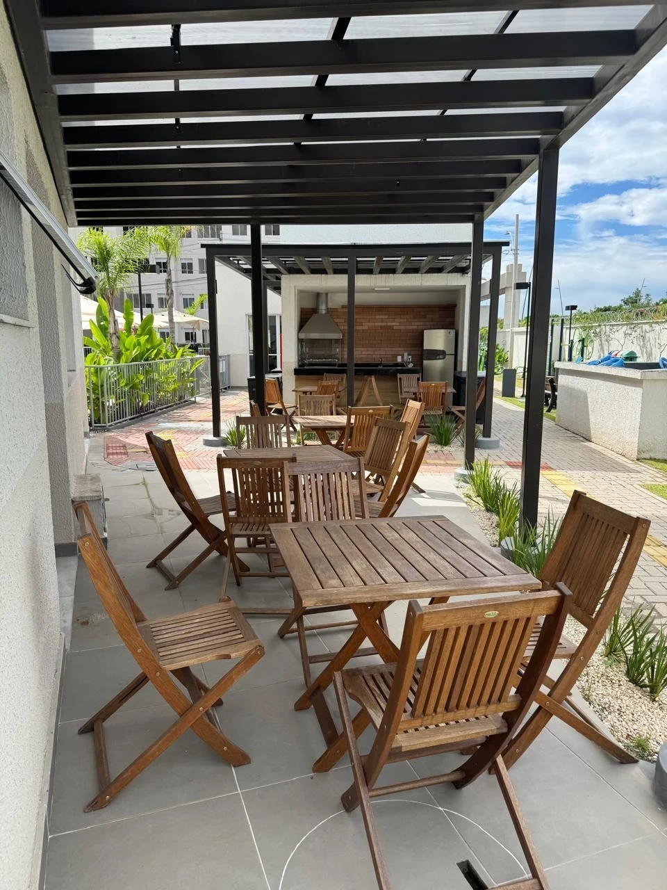 Furnished 2-bedroom apartment with 2 bathrooms — photo 18