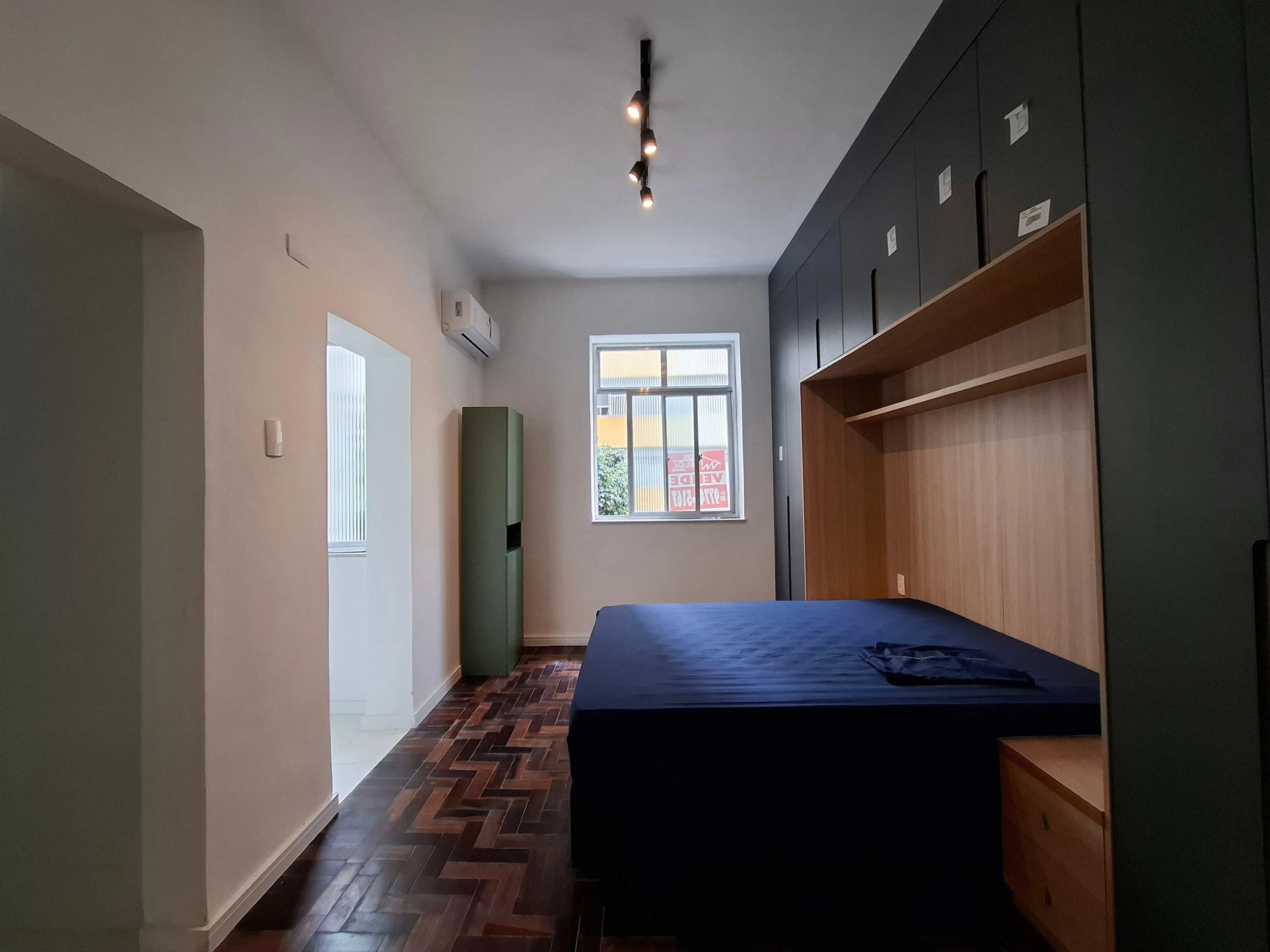 Studio with 1 bedroom and 1 bathroom no parking — photo 14