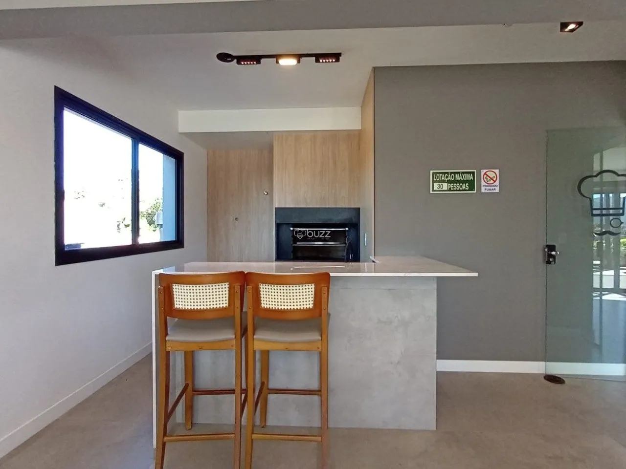 100 m² apartment with 2 bedrooms, 1 en-suite — photo 2