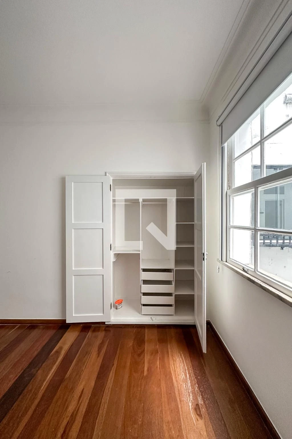 Apartamento com 4 quartos e sala de estar, 3 banheiros — photo 18