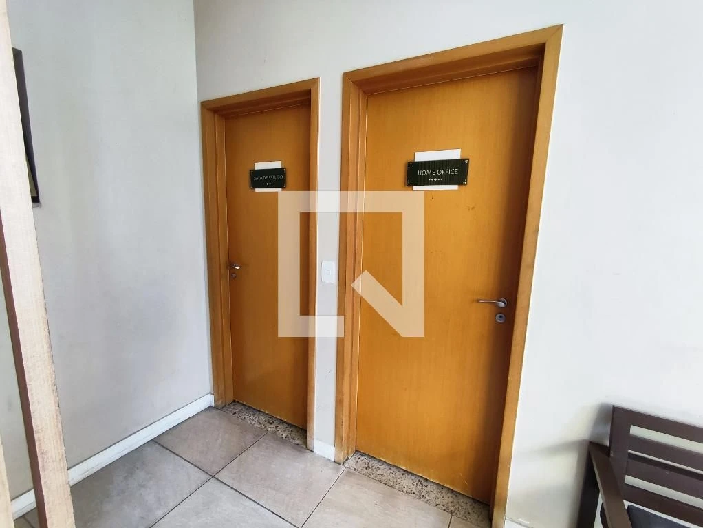 Apartamento mobiliado com 4 quartos e 2 suítes — photo 53