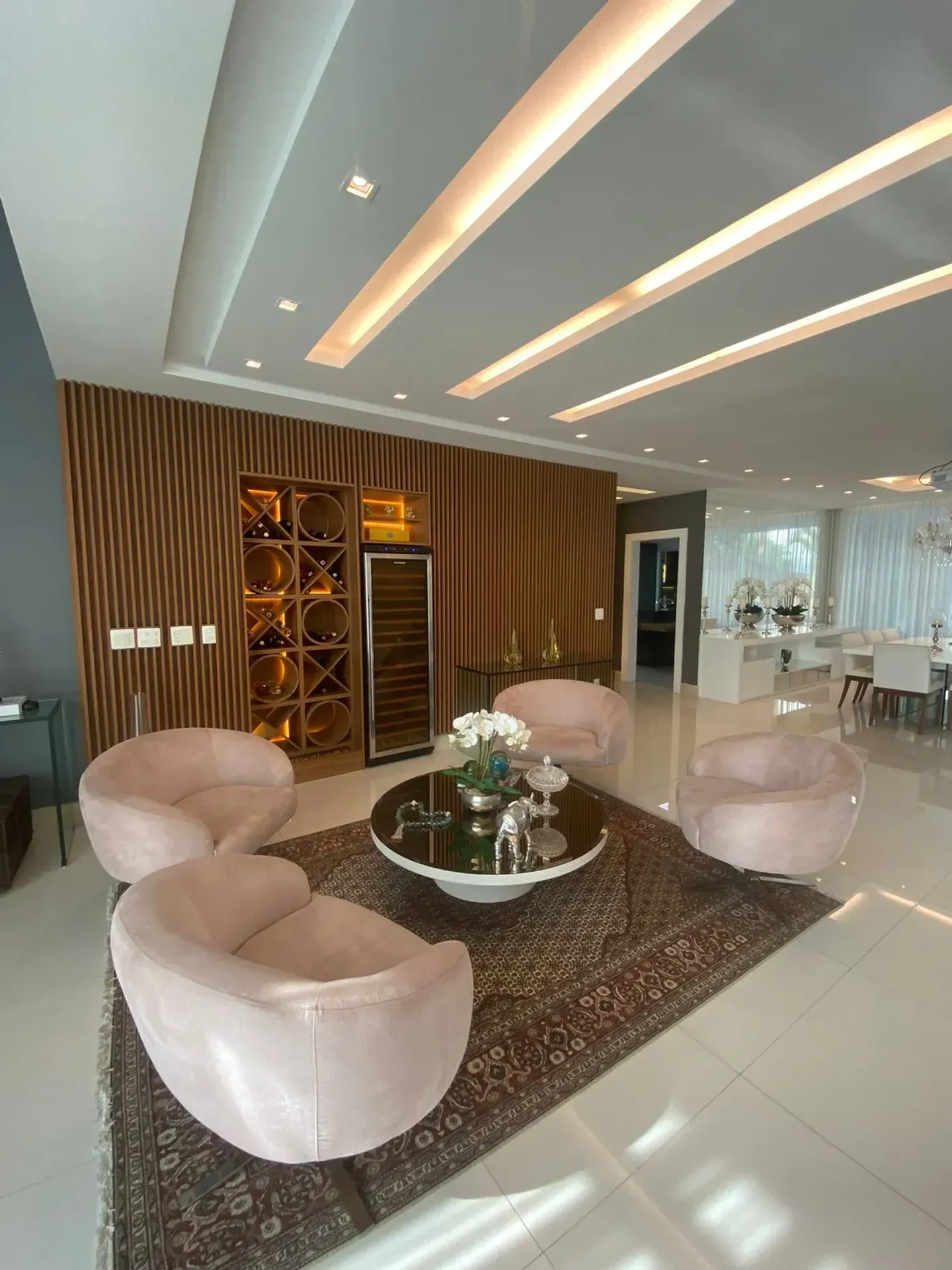 Casa mobiliada em condomínio com 5 quartos e 5 banheiros — photo 25
