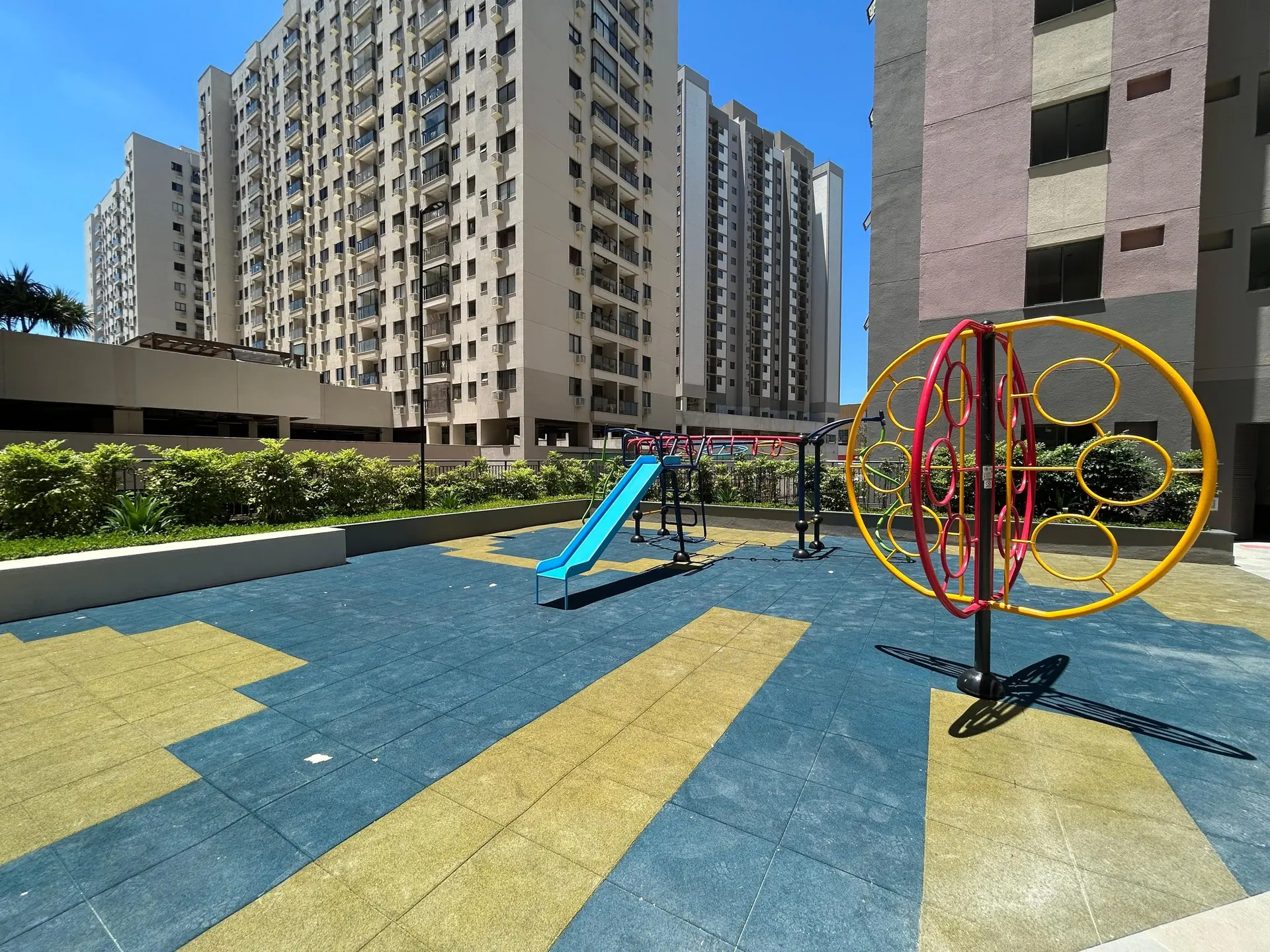 Apartamento mobiliado de 2 quartos com máquina de lavar — photo 84