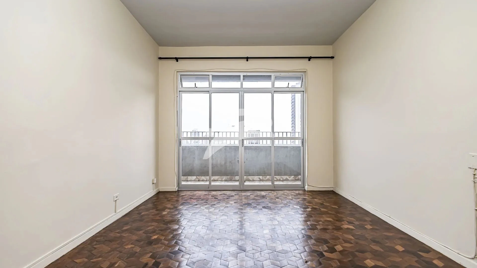 Apartamento de 3 quartos com varanda e 70 m² no 16º andar — photo 2