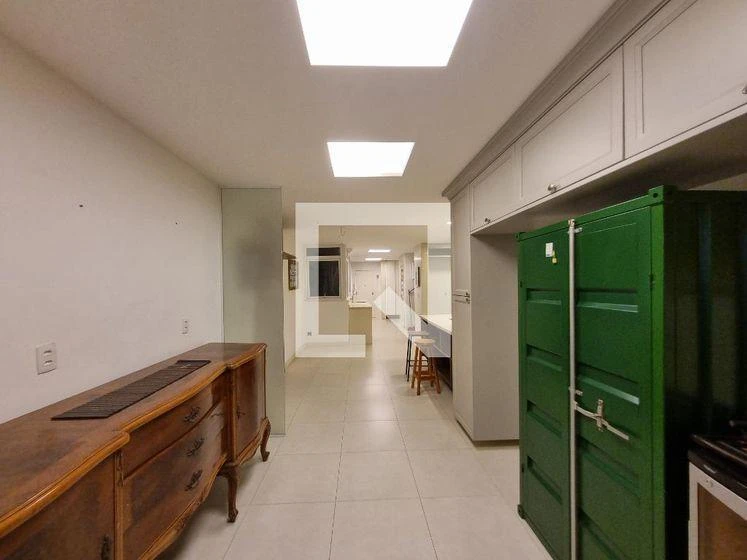 Washing machine in a 3-bedroom apartment, 300 m² — photo 41