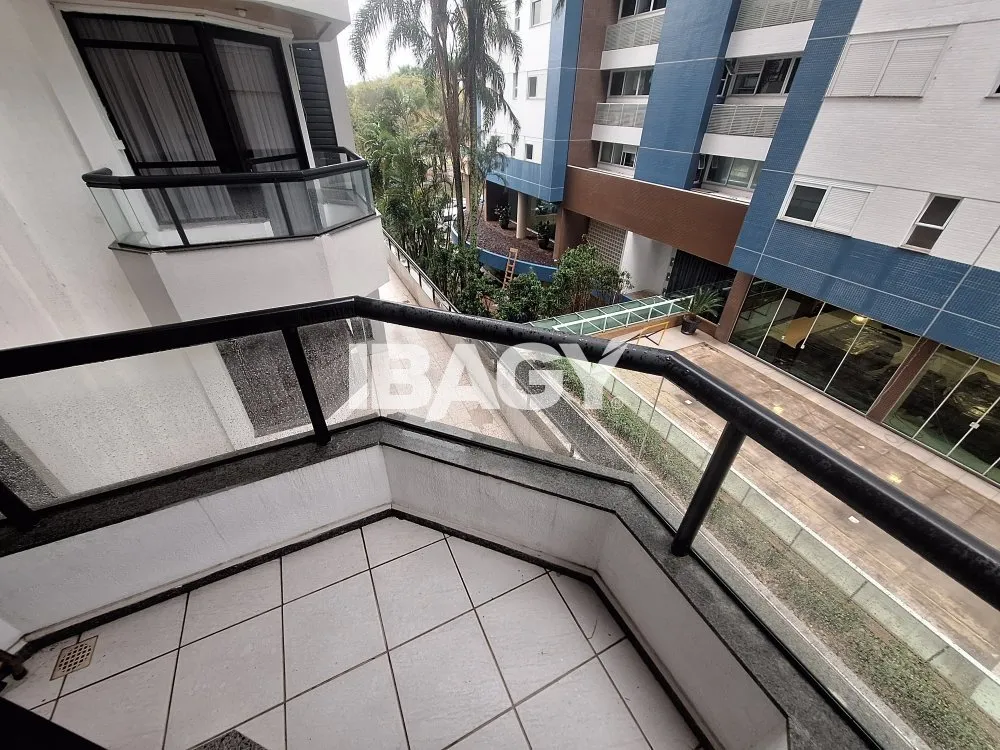 Apartamento de 1 dormitorio con cocina abierta 70 m² — photo 4