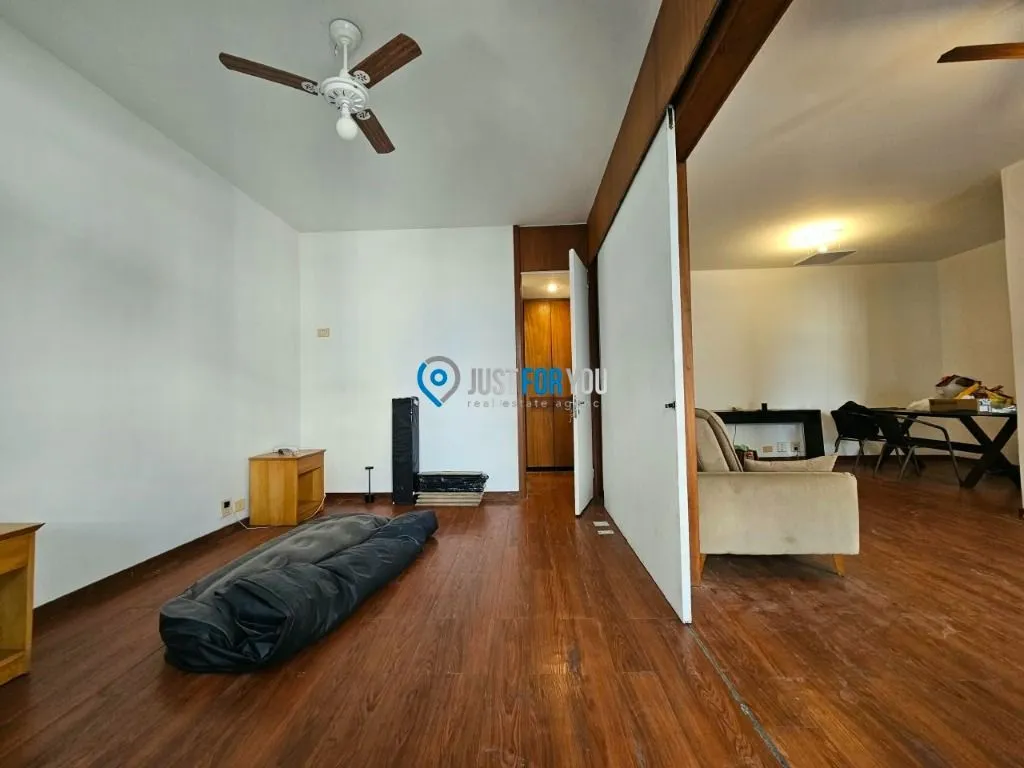 Home office in a one-bedroom apartment, 60 m² — photo 14
