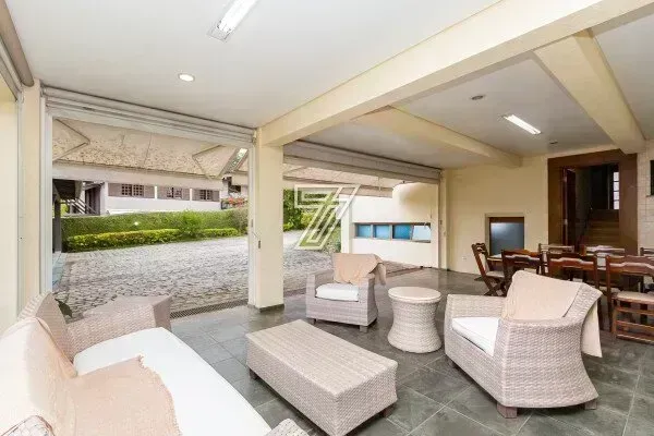 Furnished house with 3 bedrooms and 5 bathrooms — photo 37